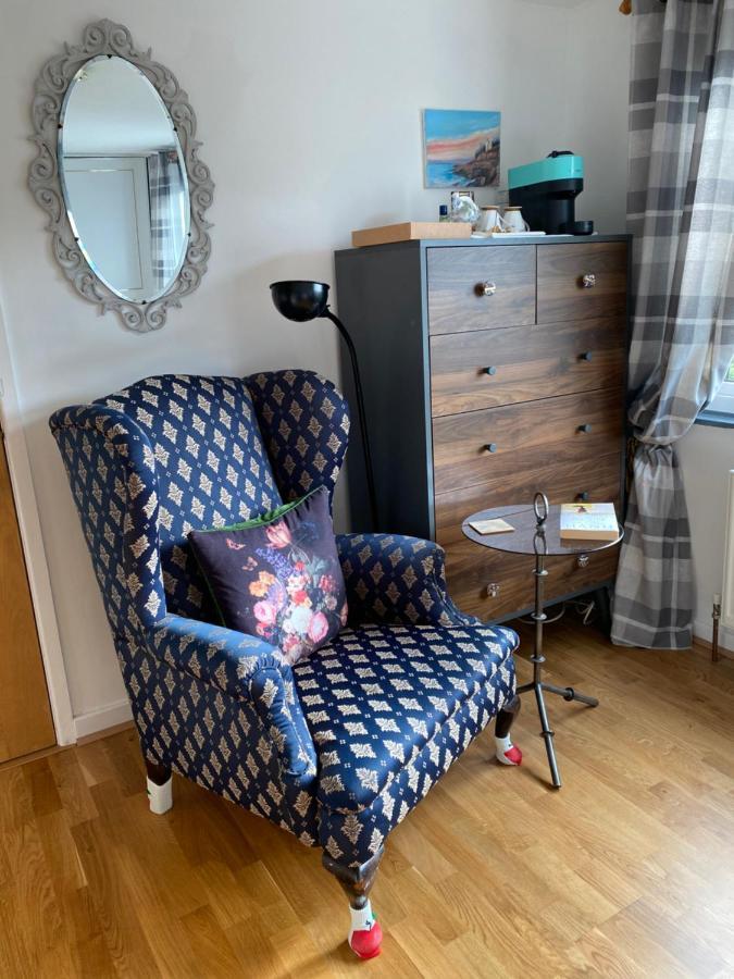 Zen Cottage, Cheltenham Уинчкомб Экстерьер фото