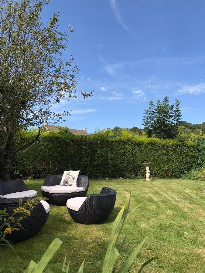 Zen Cottage, Cheltenham Уинчкомб Экстерьер фото